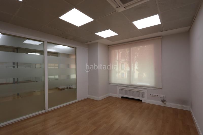 Foto 220315fd-11c7-4516-8491-2fa2fc312fde. Rent office space with parking in Recoletos Madrid