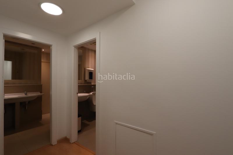 Foto 2bf81260-50f6-4d5e-a70a-18ddf097224c. Rent office space with parking in Recoletos Madrid