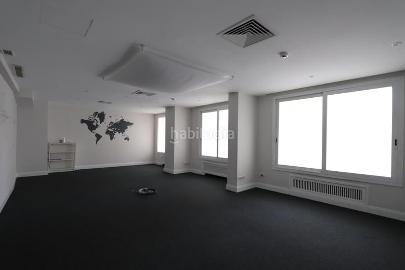 Foto 875a746f-1b0d-4b2f-8d60-ce9a342d15d2. Rent office space with parking in Recoletos Madrid