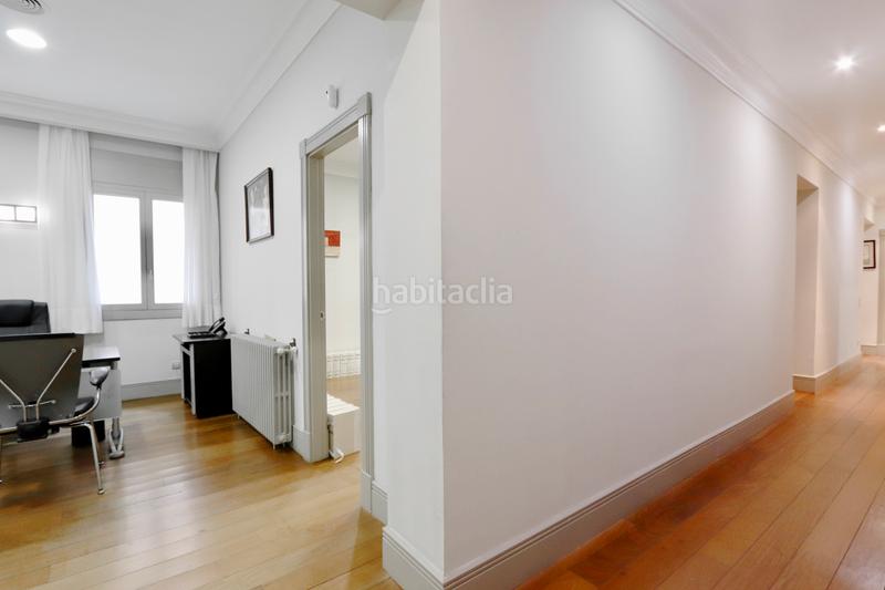 Foto 3ddf79d0-a081-4508-ad59-99d79f7b267a. Flat with heating in Recoletos Madrid