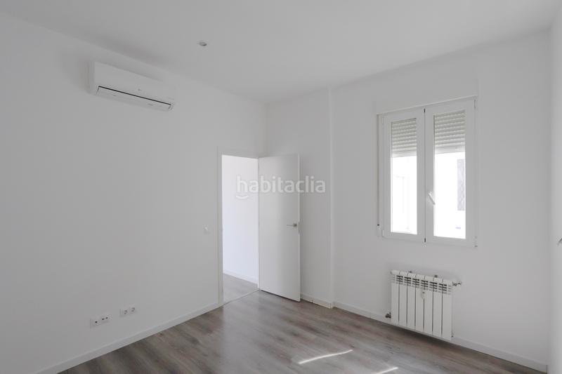 Foto d14e2668-7a88-43a0-affd-a9ef2a5b9b9e. Lloguer àtic amb calefacció a Almagro Madrid