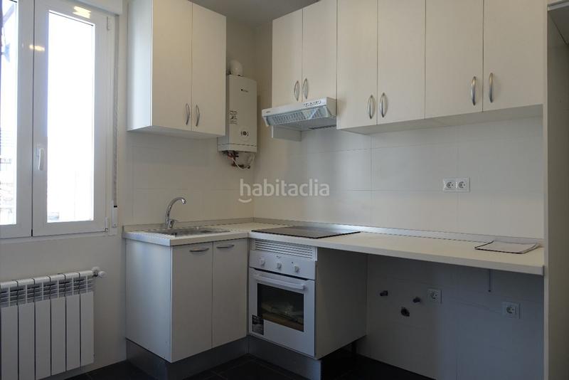 Foto 1345b056-5714-43cb-a383-169974e46554. Affitto attico con riscaldamento in Almagro Madrid