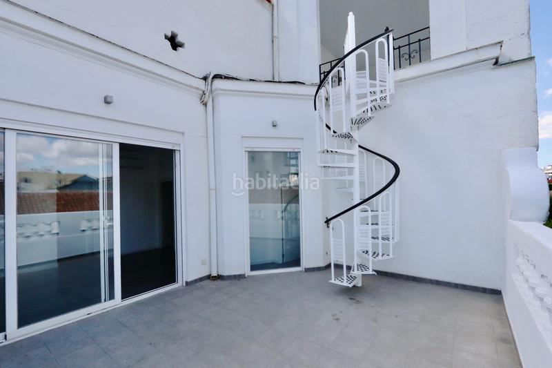 Foto 41fe8adf-4752-47b3-998a-1f1b9ad595f4. Rent penthouse with heating in Almagro Madrid