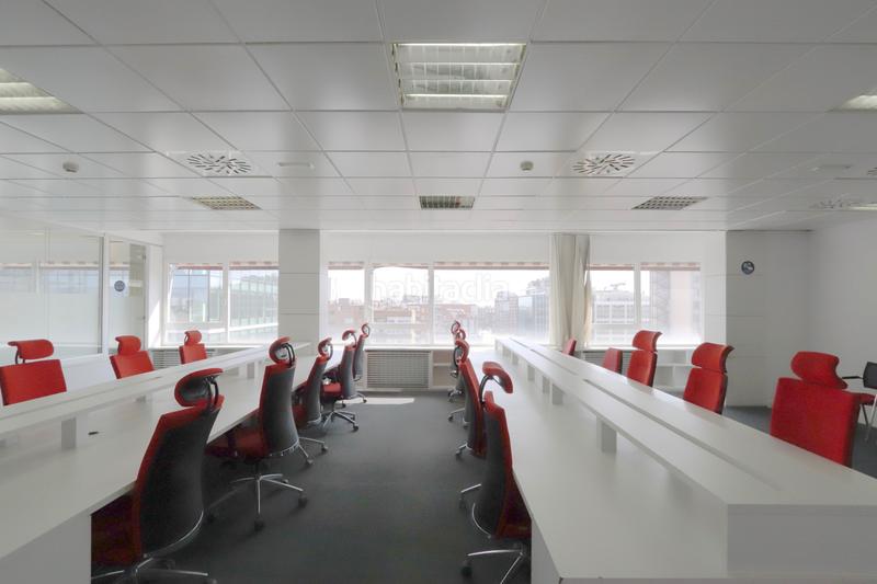 Foto aa4d9044-ff88-40b5-a424-1d608564ba12. Location bureau avec chauffage dans Castillejos-Cuzco Madrid