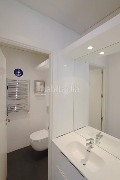 Foto e3f31d34-8bfc-46ae-841a-6d422a8795a7. Location bureau avec chauffage dans Castillejos-Cuzco Madrid