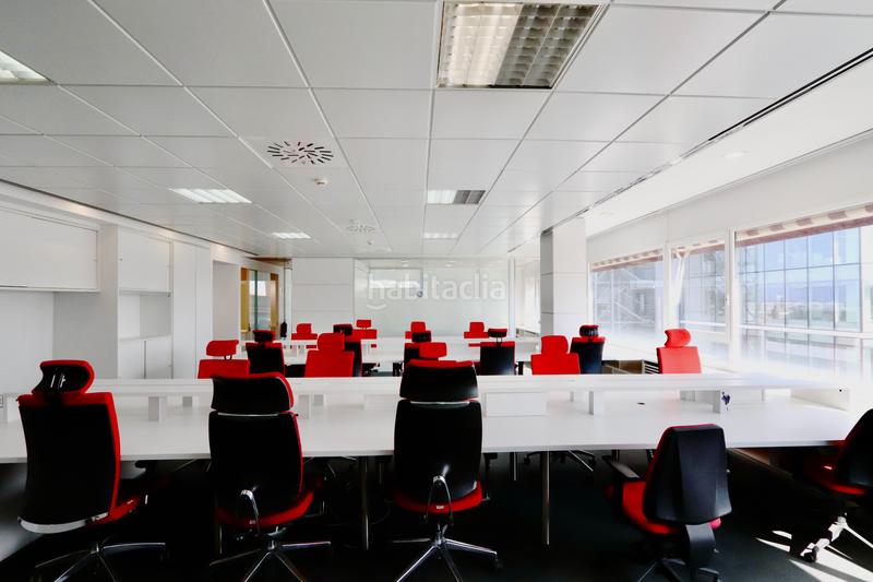 Foto 81ebfc80-eac8-4cb9-9c0f-9c27f5184458. Rent office space with heating in Castillejos-Cuzco Madrid