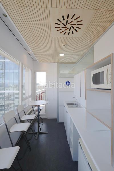 Foto 9adf8ce0-90bf-43f1-802a-193a051dc987. Rent office space with heating in Castillejos-Cuzco Madrid