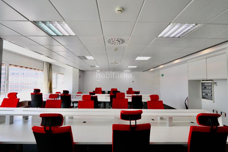 Foto a334f8ec-b63a-4fac-b36a-e5c5bac1320c. Rent office space with heating in Castillejos-Cuzco Madrid