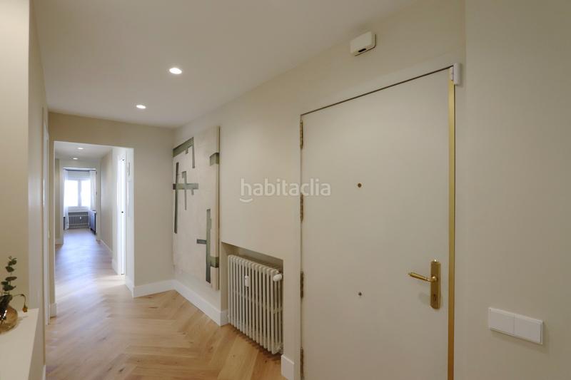 Foto 68968ba7-ec79-4980-aa9d-40222a965d8b. Dachwohnung mit heizung in Goya Madrid