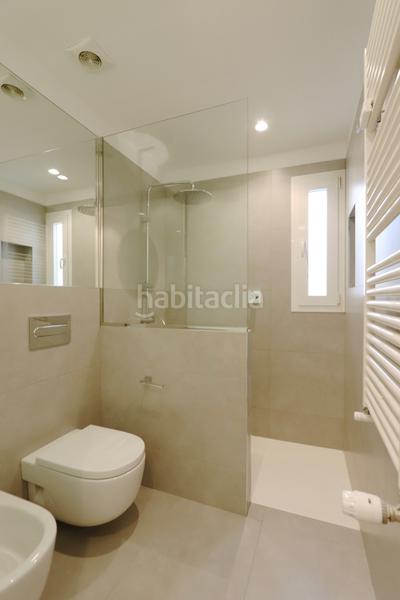 Foto 7e834bdd-f5ad-4b5e-8237-bb60b8c97f2d. Dachwohnung mit heizung in Goya Madrid