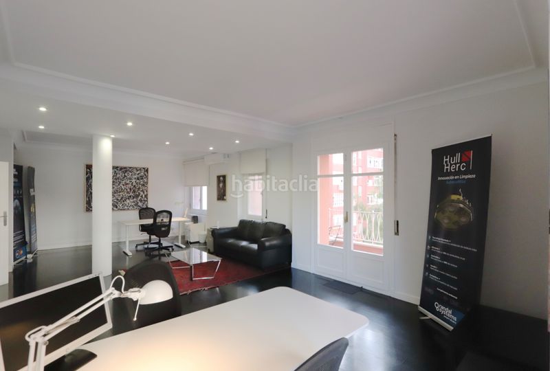 Foto 138d1105-38f3-461d-a036-3163ee565c41. Etagenwohnung mit kamin heizung in El Viso Madrid