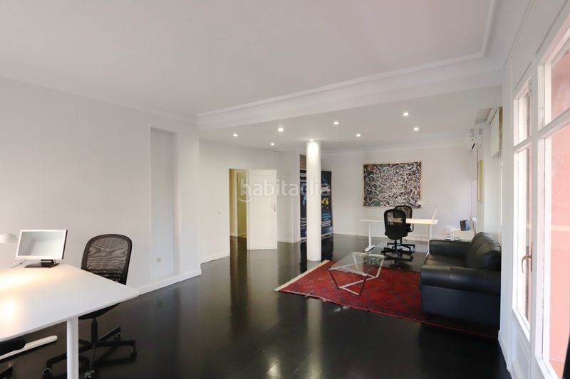 Foto a7983183-8f81-45b6-a2b8-cdf3b7fa61cf. Etagenwohnung mit kamin heizung in El Viso Madrid