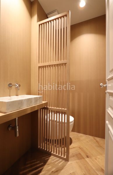 Foto a9f7fc87-ba1a-4c1d-b6db-13b30dfd9b24. Piso en Jerónimos Madrid