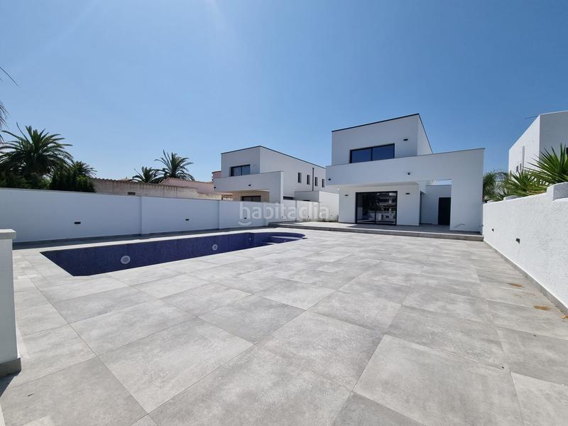 Foto 3518c0a1-d63d-44ad-8045-b819de491cfe. Haus mit parking pool in Tordera - Fluvià - Llobregat Empuriabrava