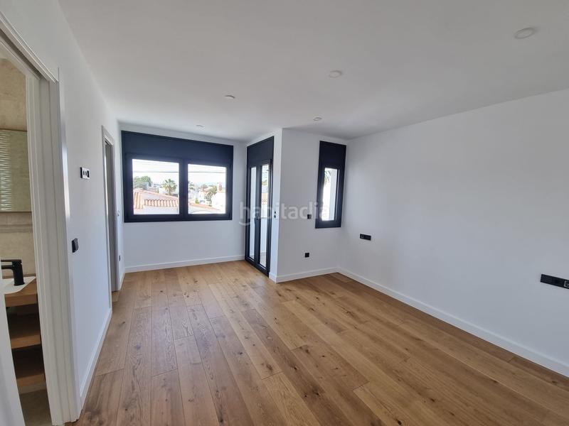 Foto 6aa8107e-3bf1-4c4b-8148-39a3bf24046d. Haus mit parking pool in Tordera - Fluvià - Llobregat Empuriabrava