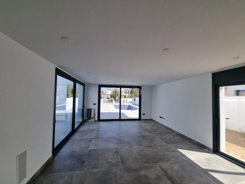 Foto 7a1104f5-a461-4ea9-9950-dba825d700af. Haus mit parking pool in Tordera - Fluvià - Llobregat Empuriabrava