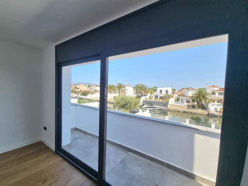 Foto c8fbc924-b3ee-4193-86d0-eed4e4a8a8bb. Haus mit parking pool in Tordera - Fluvià - Llobregat Empuriabrava