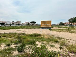Terreny residencial a Carrer pla de roses 8