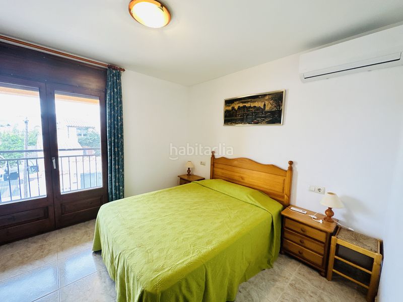 Foto 35fc13b8-7ec1-4117-983d-c7521fcef60e. Casa amb piscina a Requesens Empuriabrava