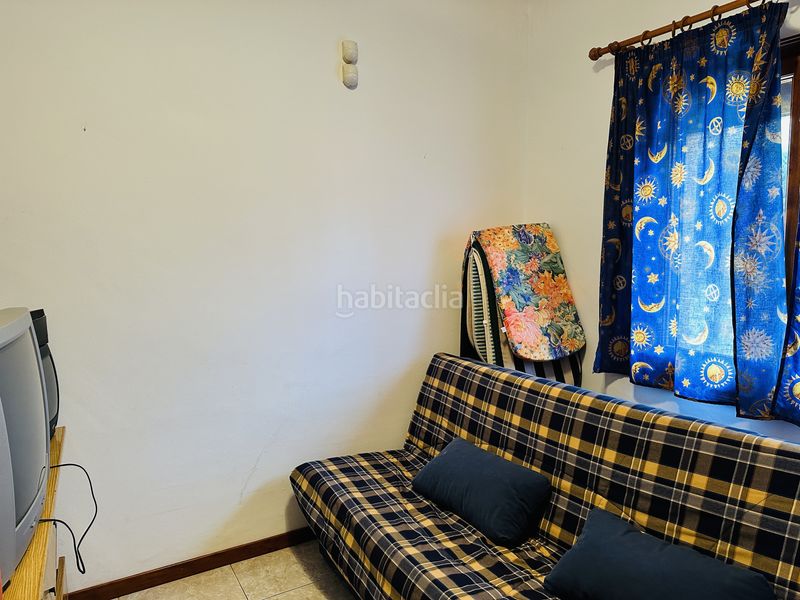 Foto 9e1ba375-10e0-4d17-8993-ac4176c199d0. Casa amb piscina a Requesens Empuriabrava