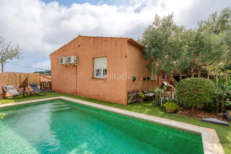 Foto 32aa1c28-2921-477d-82bd-f5c6e629c08c. Chalet con parcheggio piscina in Begur Begur