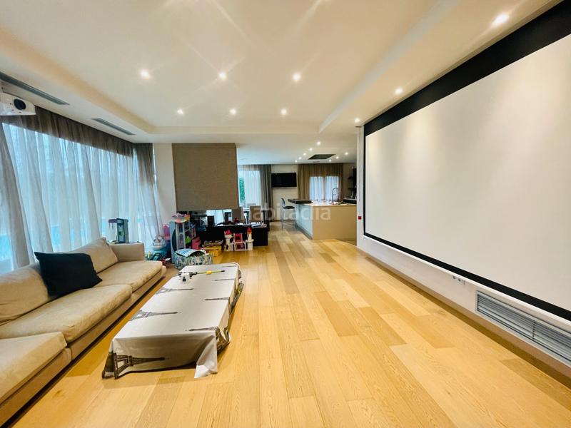 Foto 0a1387ca-d5b1-4a00-bced-d492b580cc9c. Chalet casa con piscina en venta en Alberes Empuriabrava