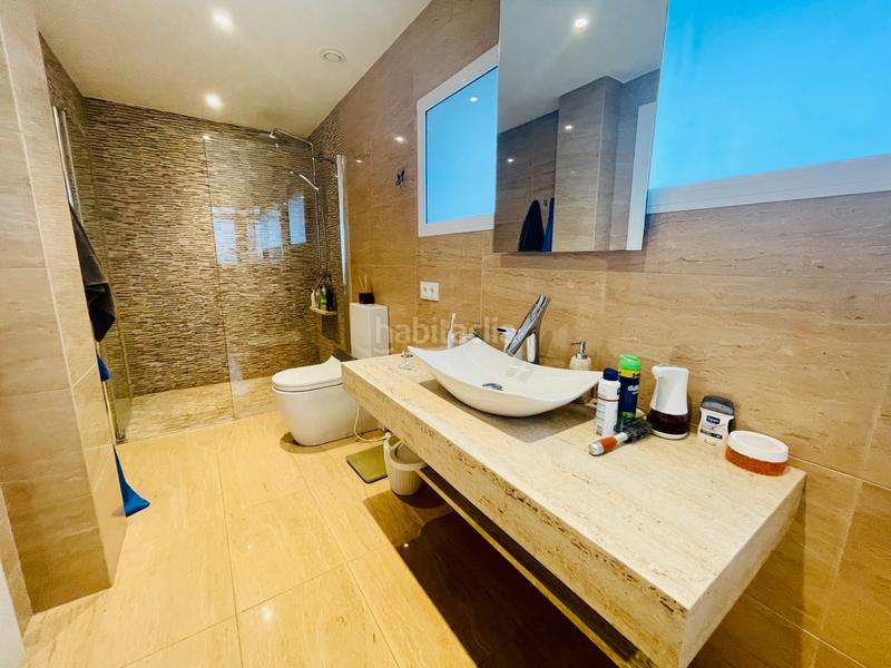 Foto aae32d5f-fba3-4afb-91c9-741d0c5d8a24. Chalet casa con piscina en venta en Alberes Empuriabrava