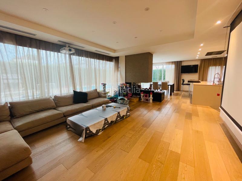 Foto d3b5f2d1-b435-4547-af29-7df2dae17282. Chalet casa con piscina en venta en Alberes Empuriabrava