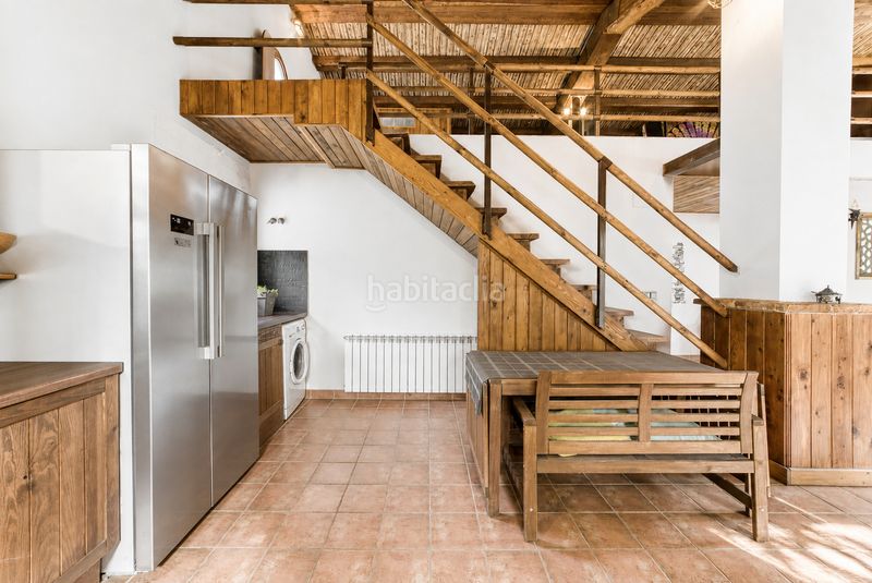 Foto c1e72a8e-446f-42c1-b73d-b8a5f0298f38. Casa amb xemeneia calefacció aparcament a Sils