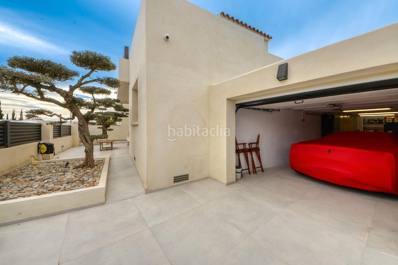 Foto 10c2e3ac-30d1-47f5-bcb0-a3f988c5f127. Alquiler casa  con piscina para alquiler anual en Roses