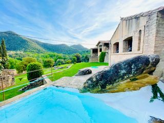 Rent Country house in La Devesa. Casa en alquiler en la provincia de girona, en el municipio de c
