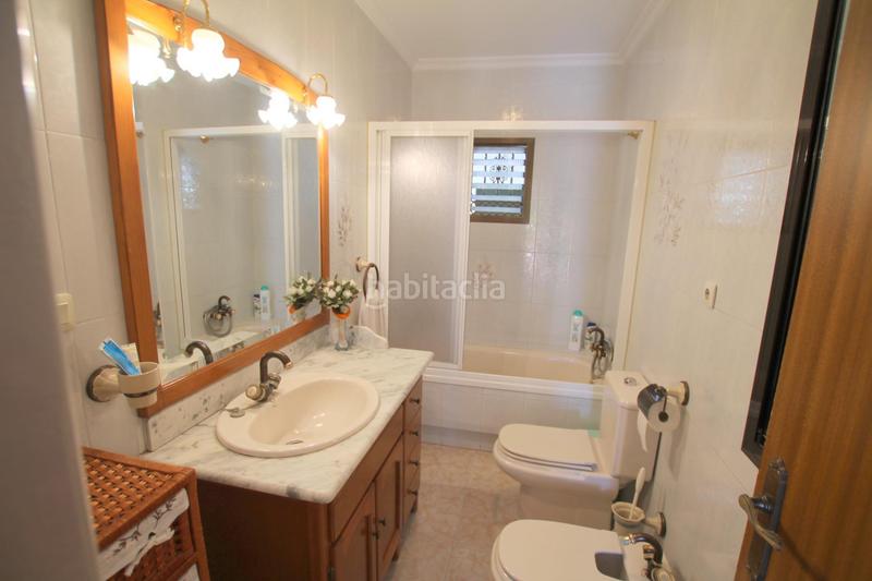 Foto 4739eb7f-b705-4218-9839-1c06b6cea61f. Chalet con riscaldamento parcheggio piscina in Oromana Alcalá de Guadaira