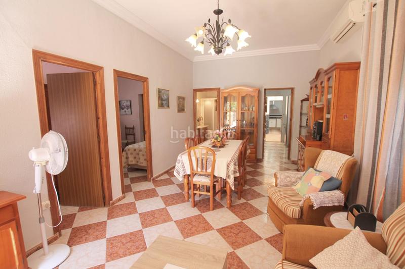 Foto b8e09362-a6e5-4237-8db5-cc75c8f71a95. Chalet con riscaldamento parcheggio piscina in Oromana Alcalá de Guadaira