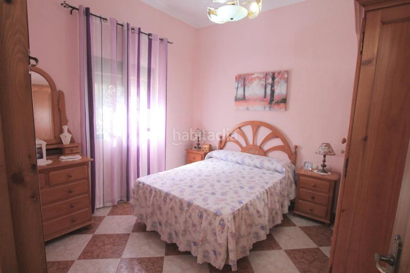 Foto e35d2e6f-f4fe-4b78-a54e-087cf770931c. Chalet con riscaldamento parcheggio piscina in Oromana Alcalá de Guadaira