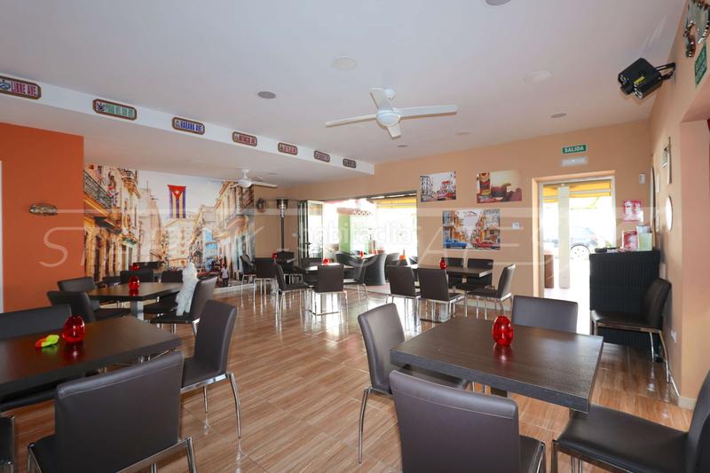 Foto a2109bdd-db97-43ed-b689-f6dbc7f846bb. Local comercial en Centro Urbano Dénia