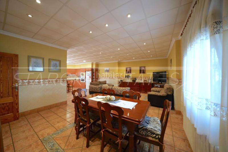 Foto 2a857c09-eba7-4bfa-9cfb-751d580a0391. Casa adosada en Verger (el)