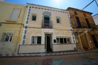Casa adossada a Benidoleig