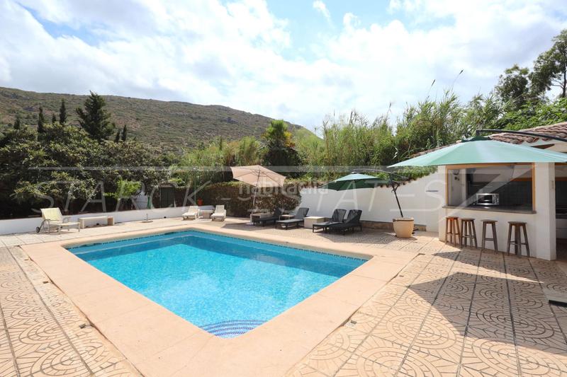 Foto ecbefe3f-11a1-4ab0-836d-701b50efe8b7. Terreny residencial a Vall de Ebo