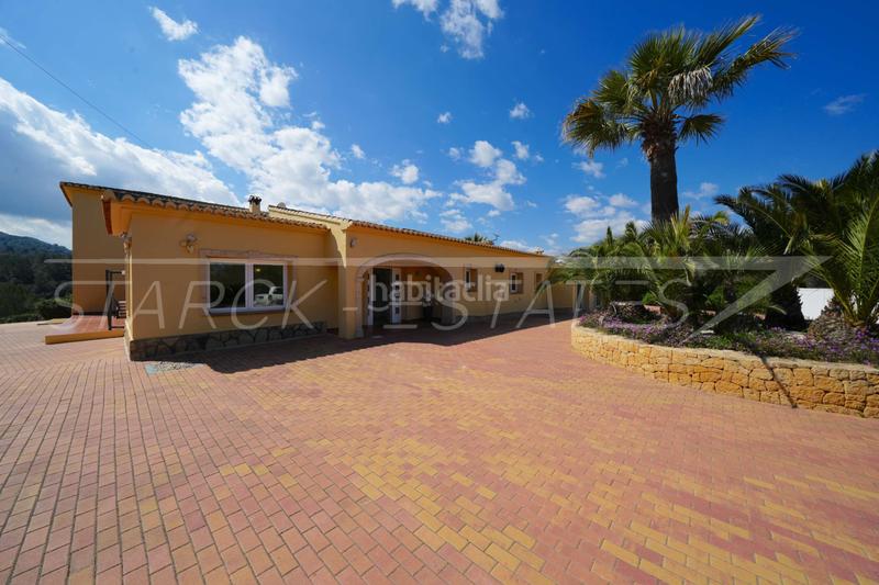 Foto 8de9cde0-8045-4849-a0d3-ee7e6509c547. Terreny residencial a Gata de Gorgos
