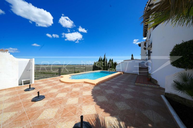 Foto de0262c7-ba65-4a04-9aa3-a0b180b4dbb5. Casa amb xemeneia piscina a Pego