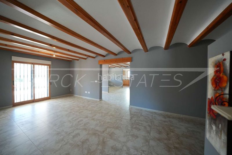 Foto 069c175b-af30-4600-acdb-ef94310e0218. Casa con camino in Orba