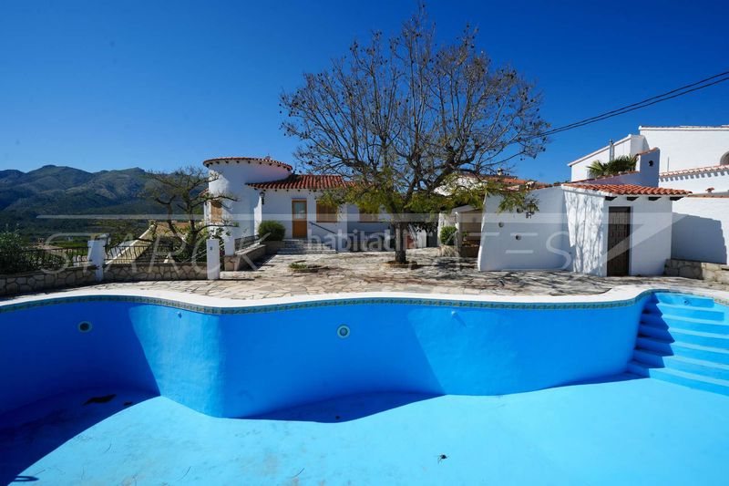 Foto 6cfa8499-1706-45e1-9dc4-a9be0c898a89. Casa con camino in Orba