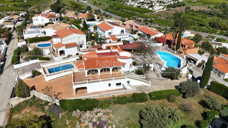 Foto 6fbd4bac-633b-4524-91fe-2b6db3d2c8eb. Casa con camino in Orba