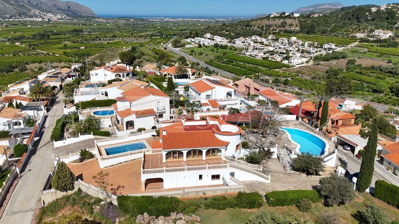 Foto b1d6b2e7-92ee-447e-9323-db9cc6c1ec3c. Casa con camino in Orba