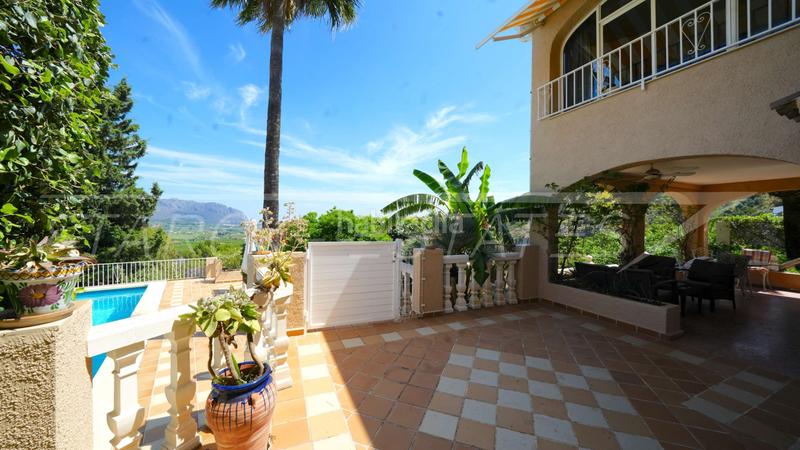 Foto bb2d14c5-1a01-4e9d-857f-e9faffe251e1. Casa in Benidoleig