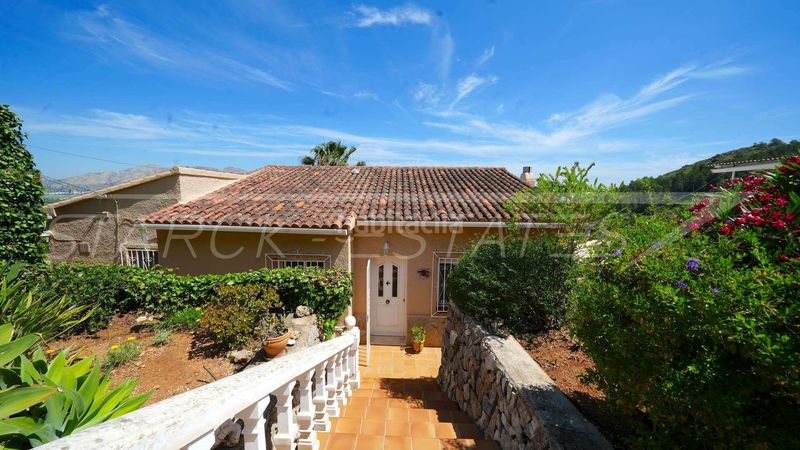 Foto 11c17641-d8e3-49db-a472-d8ee4269f5a9. Casa amb xemeneia piscina a Benidoleig