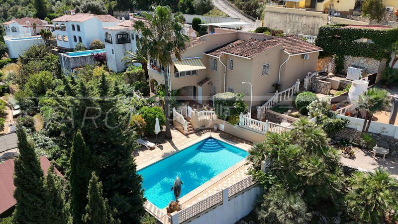 Foto 17b2e42d-dcb2-4a25-9d2d-831203a7a947. Casa amb xemeneia piscina a Benidoleig