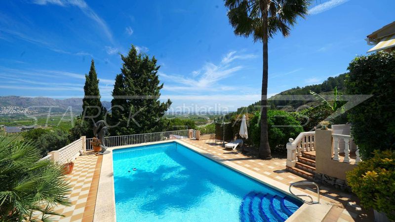 Foto 39b8c53d-c1cf-443e-a2f7-91dc1c1d7886. Casa amb xemeneia piscina a Benidoleig