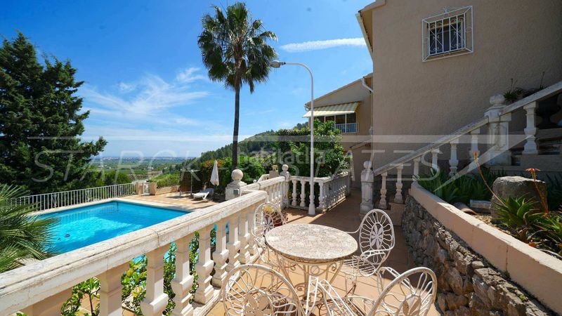 Foto b312e59d-fb20-42d2-ab92-475638e688b4. Casa amb xemeneia piscina a Benidoleig