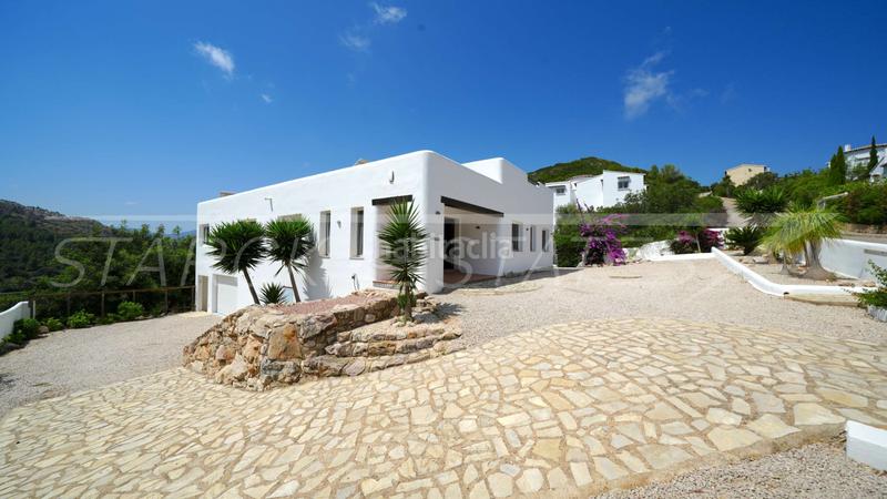 Foto bf27ffee-a0df-408d-b9ac-d119a0f0b61e. Casa a Vall de Ebo